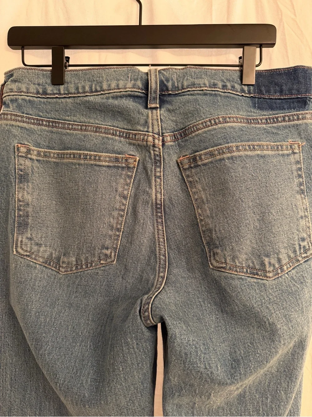 Abercrombie & Fitch Straight Leg Jeans in Light Blue Denim - Picture 3 of 3